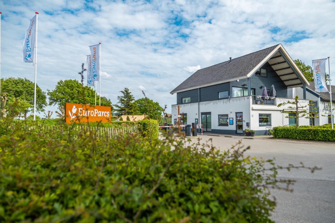Отель Europarcs Gulperberg Гульпен Экстерьер фото