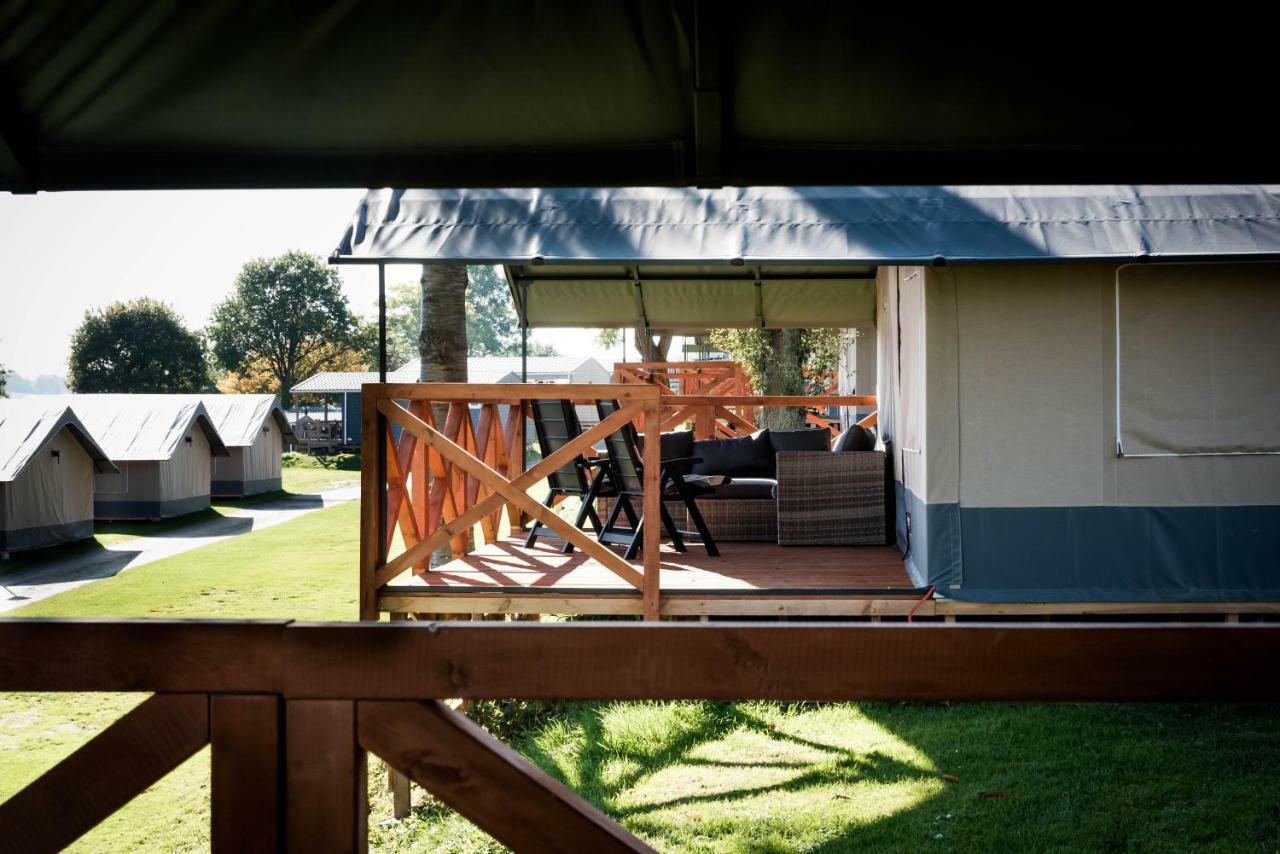 Отель Country Camp Camping De Gulperberg Гульпен Экстерьер фото